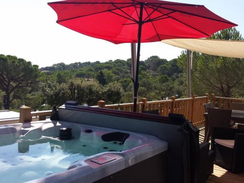 MOBILHOME 4 personnes -  Cap Deseo confort  34 m² Vue Mer et Jacuzzi 3/4 pers