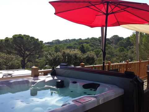 MOBILHOME 4 personnes -  Cap Deseo confort  34 m² Vue Mer et Jacuzzi 3/4 pers