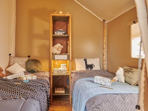 TENTE TOILE ET BOIS 4 personnes - Lodge Safari  (Photos non contractuelles : en cours d'installation)