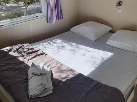 MOBILHOME 4 personnes - Family (3 chambres dont 1 pour bébé)