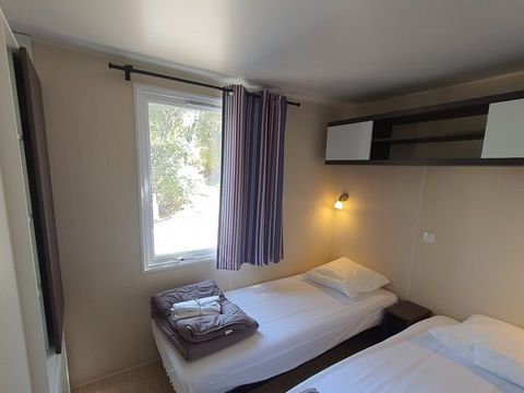 MOBILHOME 4 personnes - Family (3 chambres dont 1 pour bébé)