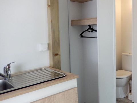 Chalet 5 personnes - Tithome avec WC et évier eau froide