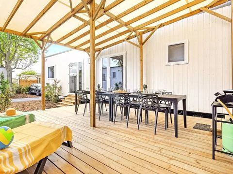 MOBILHOME 8 personnes - Cottage Ibardin 5 Pièces 8 Personnes Climatisé + TV