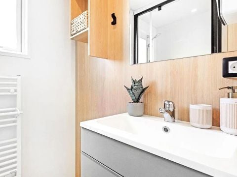 Mobilhome 6 personnes - Cottage Ilbarritz - 4 Pièces - Climatisé - TV - 2 salles de bain