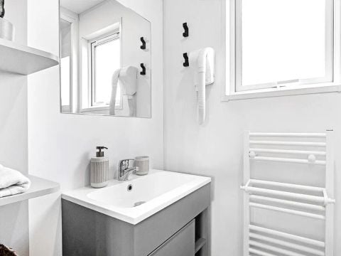 Mobilhome 10 personnes - Cottage Ibardin 6 Pièces 10 Personnes Climatisé + TV