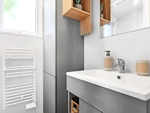 Mobilhome 10 personnes - Cottage Ibardin 6 Pièces 10 Personnes Climatisé + TV
