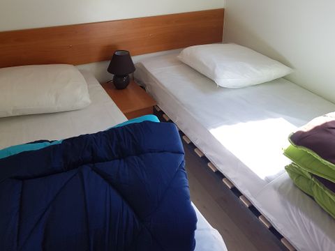 MOBILHOME 4 personnes - IRM - 2 chambres - 4 pers max. -