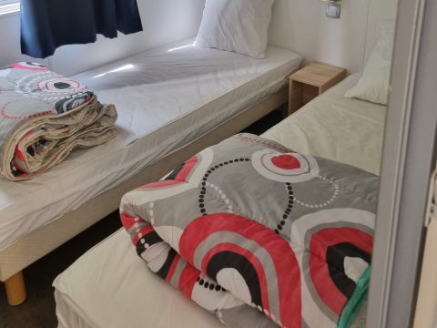 MOBILHOME 4 personnes - Cottage Bois Confort - 2 chambres - clim - 25m² -
