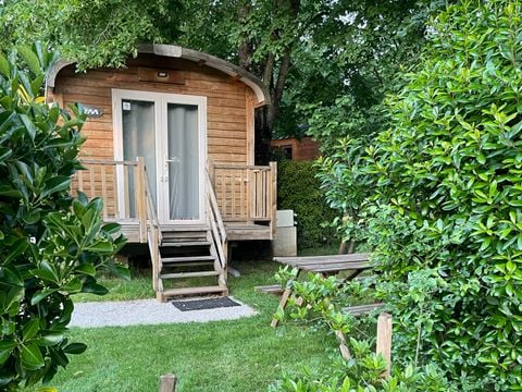 CARAVANE 4 personnes - Roulotte Confort 21m² - 2 chambres - TV - Table de pique-nique - avec sanitaires