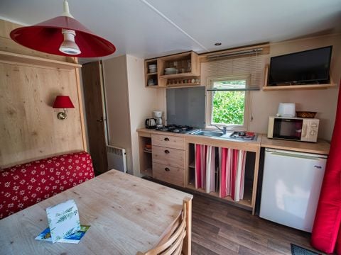 CARAVANE 4 personnes - Roulotte Confort 21m² - 2 chambres - TV - Table de pique-nique - avec sanitaires