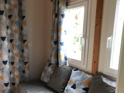 CHALET 6 personnes - Chalet Bois Confort 31m² - 2 chambres - Terrasse couverte - TV - climatisation