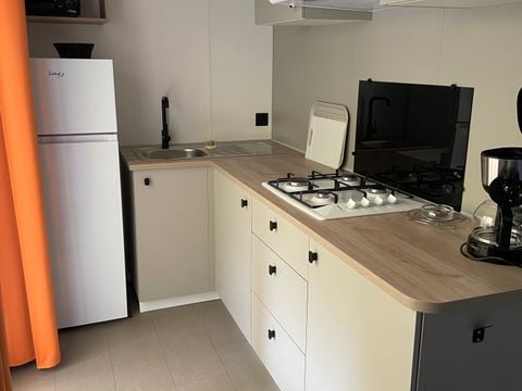 MOBILHOME 4 personnes - Mobil-home Bois Confort 29m² - 2 chambres - Terrasse couverte - TV