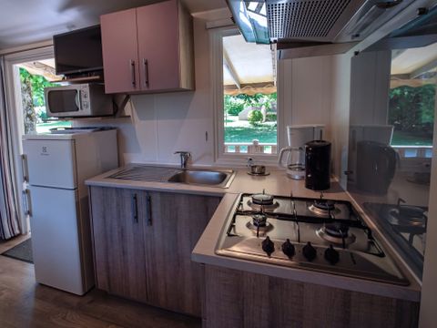 MOBILHOME 6 personnes - Mobil-home Bois Confort 32m² - 3 chambres - Terrasse semi-couverte - TV