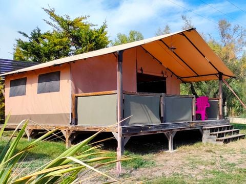 Tente en toile et en bois 5 personnes - TENTE LODGE KENYA. (pas de salle d’eau)