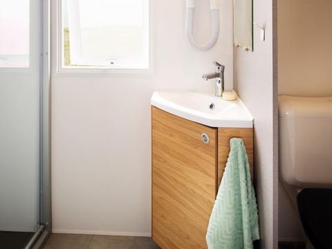 MOBILHOME 6 personnes - COTTAGE CERISE 38 m² 3 CHAMBRES 2 SDB A