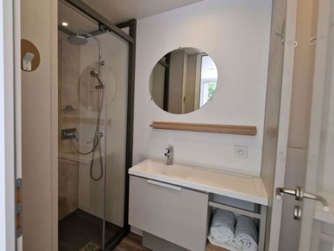 MOBILHOME 2 personnes - COTTAGE PREMIUM SPA SOMAIL 21 m² 1 ch 1 sdb B