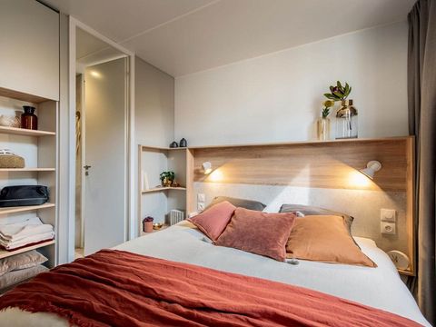 MOBILHOME 6 personnes - COTTAGE PREMIUM SPA CAROUX 40 m² 3 ch 2 sdb B
