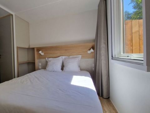 MOBILHOME 6 personnes - COTTAGE PREMIUM SPA CAROUX 40 m² 3 ch 2 sdb B