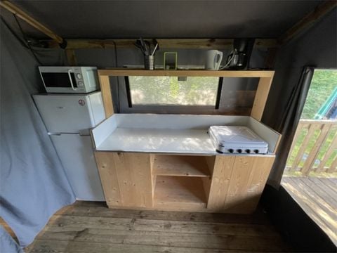 Tente en toile et en bois 6 personnes - Lodgetent, type BL sans sanitaires