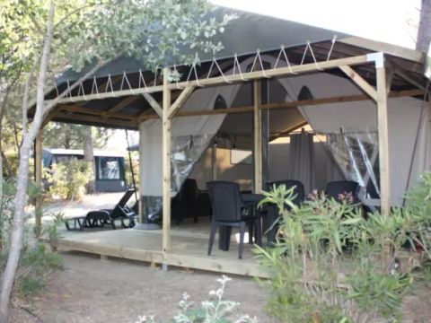 TENTE TOILE ET BOIS 6 personnes - Type Lodgetent LG+