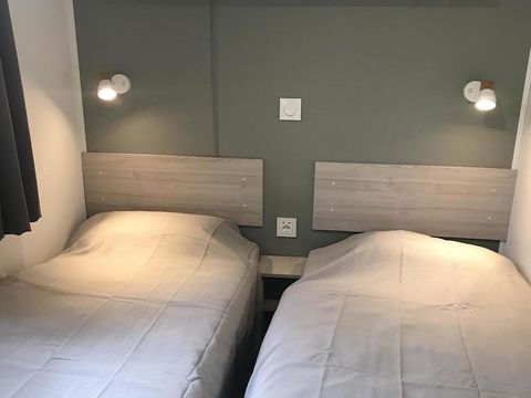 MOBILHOME 6 personnes - Mobile home 36m² - clim + TV + Terrasse couverte