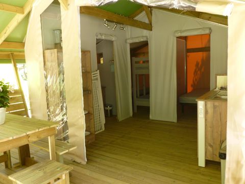 TENTE TOILE ET BOIS 5 personnes - FREE Confort 24m² - 2 chambres