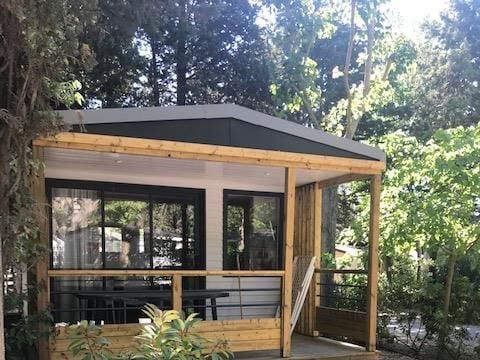 Mobilhome 4 personnes - LIVING 2 ch 28m² - ( 4 adultes max - animaux interdits - non fumeur)