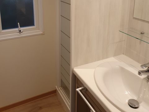 MOBILHOME 4 personnes - ROCHER 4 personnes - Disponible à partir de 17h
