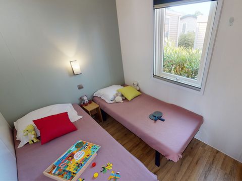 MOBILHOME 4 personnes - Sainte-Croix - 28m² - 2 chambres + TV + A/C