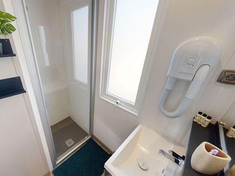 MOBILHOME 4 personnes - Sainte-Croix - 28m² - 2 chambres + TV + A/C