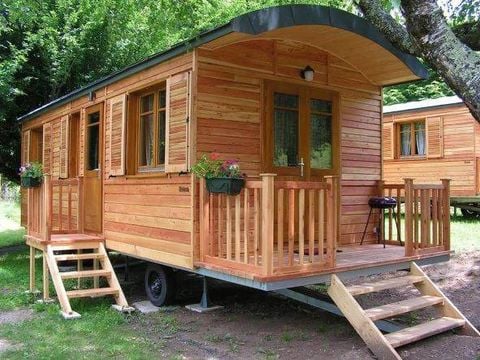 HÉBERGEMENT INSOLITE 4 personnes - Roulotte