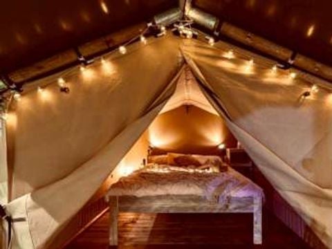 TENTE TOILE ET BOIS 2 personnes - Lodge Mini sur pilotis