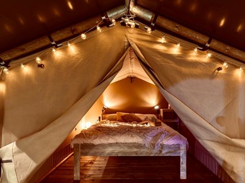 Tente en toile et en bois 2 personnes - Lodge Mini sur pilotis