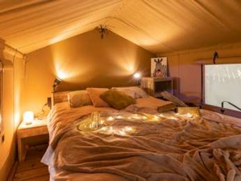 Tente en toile et en bois 2 personnes - Lodge Mini sur pilotis