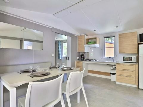 MOBILHOME 6 personnes - Mobil-Home PMR 3 Pièces 4/6 Personnes + TV