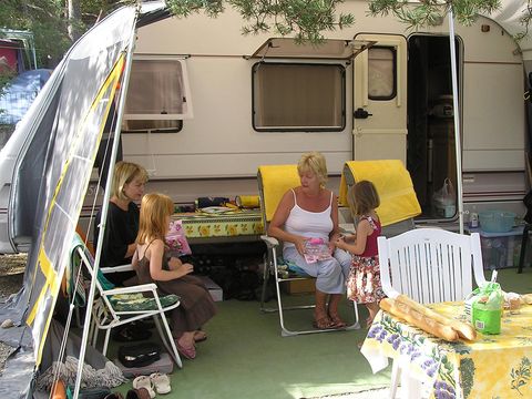 Emplacement - Emplacement Caravane / Camping-car