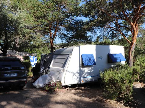 Emplacement - Emplacement Caravane / Camping-car