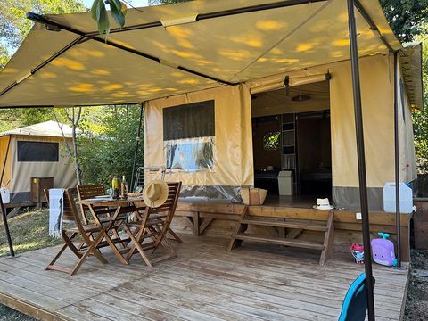 Tente en toile et en bois 4 personnes - Tente Marquise 2 chambres