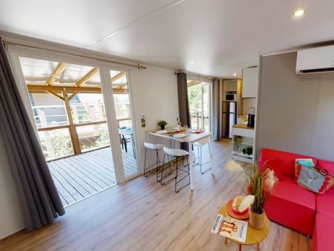 MOBILHOME 4 personnes - Mobil Home Lourmarin avec Jacuzzi - 32m² - 2 chambres