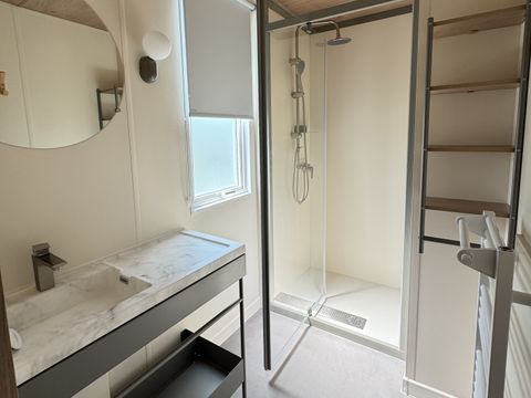 Mobilhome 4 personnes - Mobil Home Lourmarin avec Jacuzzi - 32m² - 2 chambres