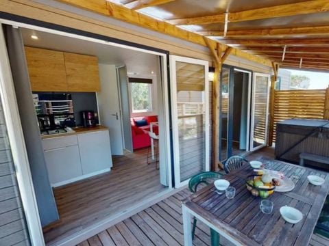 MOBILHOME 4 personnes - Mobil Home Lourmarin avec Jacuzzi - 32m² - 2 chambres
