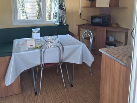 MOBILHOME 4 personnes - Confort Climatisé - 2 ch - 3 x 8m / Palmier et Olivier