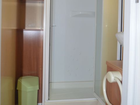 MOBILHOME 4 personnes - Confort Climatisé - 2 ch - 3 x 8m / Palmier et Olivier