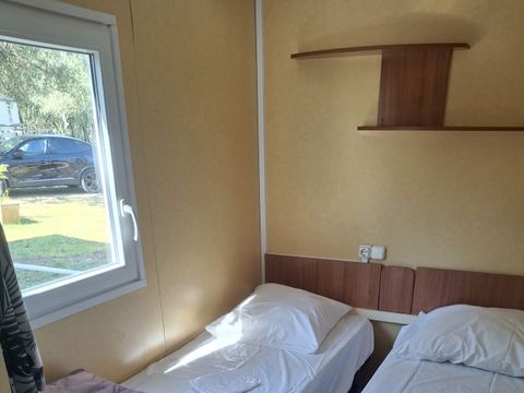 MOBILHOME 4 personnes - Confort Climatisé - 2 ch - 3 x 8m / Palmier et Olivier