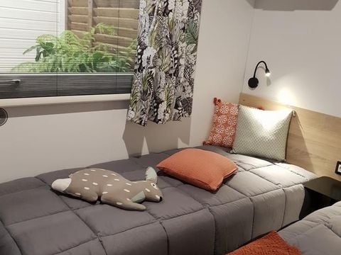 MOBILHOME 4 personnes - Confort Plus Climatisé -  2 ch - 4 x 8.20m  / Jasmin et Mimosa