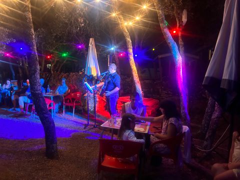 Camping Les chênes - Camping Gard - Image N°9