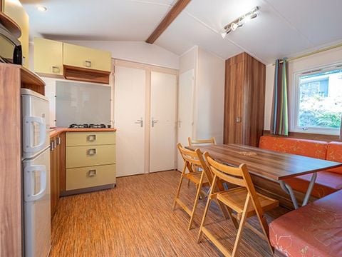 MOBILHOME 4 personnes - Comfort | 2 Ch. | 4 Pers. | Terrasse surélevée | 1 SDB | Clim. | TV