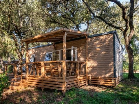 MOBILHOME 6 personnes - Premium | 3 Ch. | 6 Pers. | *Terrasse surélevée* | 1 SDB | Clim. | TV