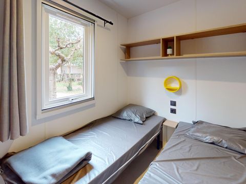 MOBILHOME 6 personnes - "GRAND STANDING" - 3 CHAMBRES