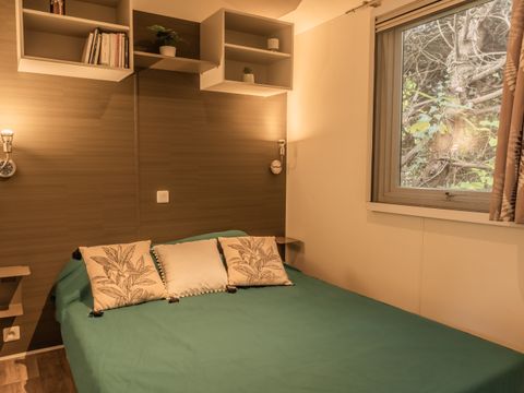 MOBILHOME 6 personnes - "SPACIEUX" - 2 CHAMBRES